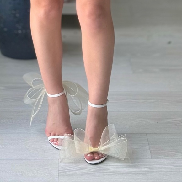 Jimmy Choo Aveline Shoe size 6.5 - Picture 2 of 4